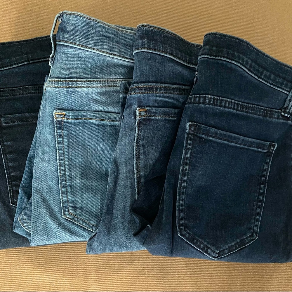 $20 for 4 pairs of banana republic denim jeans.